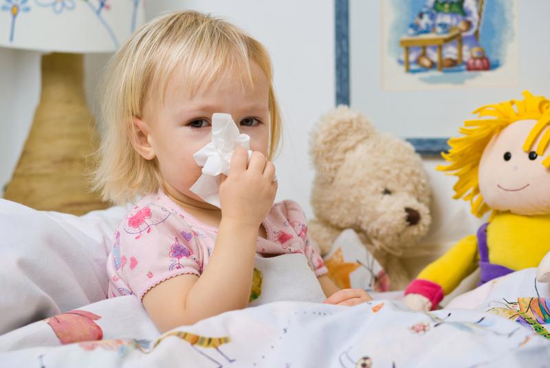 Причины и лечение насморка у детей